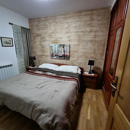 Villa Diana Apartments Skopje Pokoj fotografie